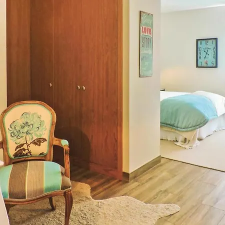Awesome In W/ Wifi And 8 Bedrooms Dom wakacyjny *